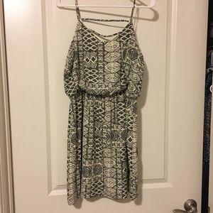 Aztec print Pink Owl waist synched dress sz medium